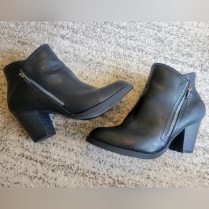Black heeled booties